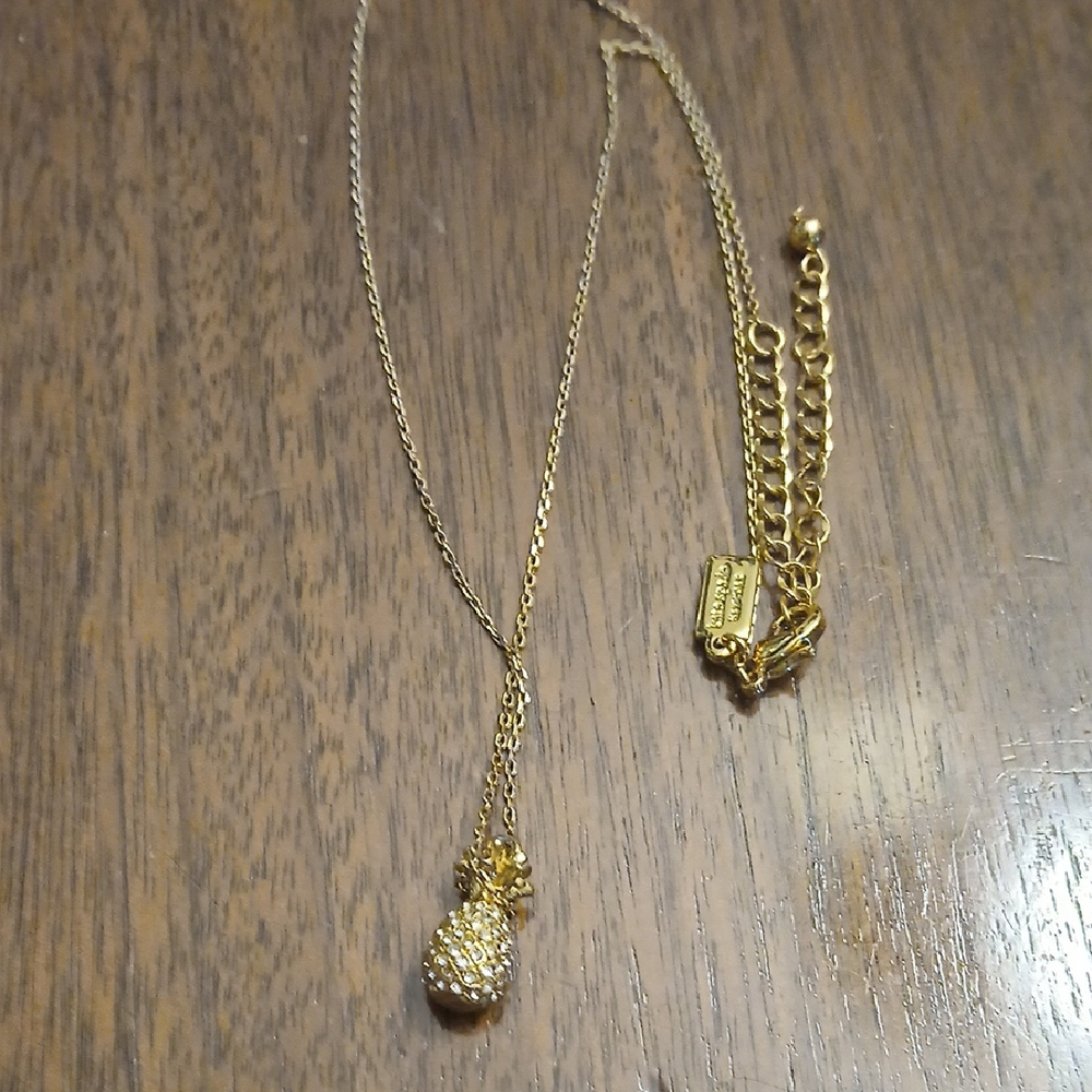 KATE SPADE  Necklace with Pineapple Pendant